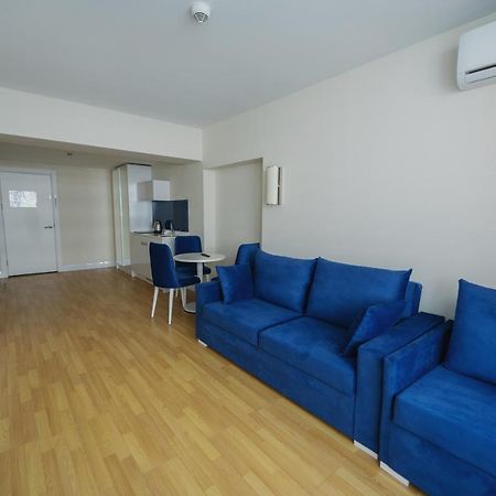 Blue Orbi City Hotel Батуми Экстерьер фото